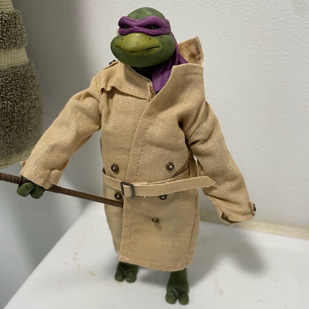 🐢 NECA Disguised Donatello Teenage Mutant Ninja Turtles Action Figure TMNT ❤️